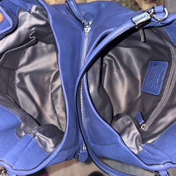 Coach  Madison Phoebe  pebble leather Royal blue  triple compart. Shoulder Bag - Picture 16 of 17